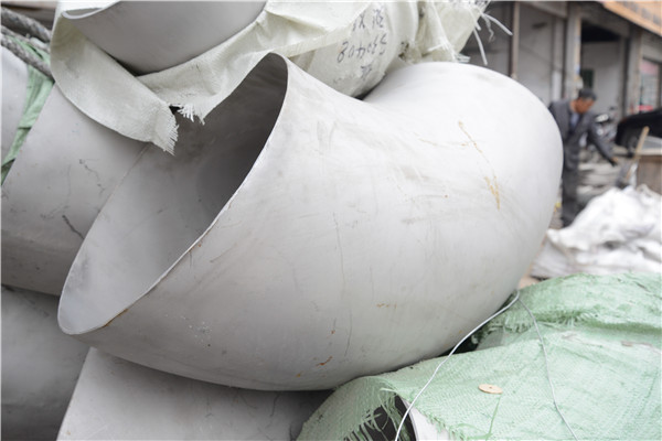 不锈钢大弯头(图1)